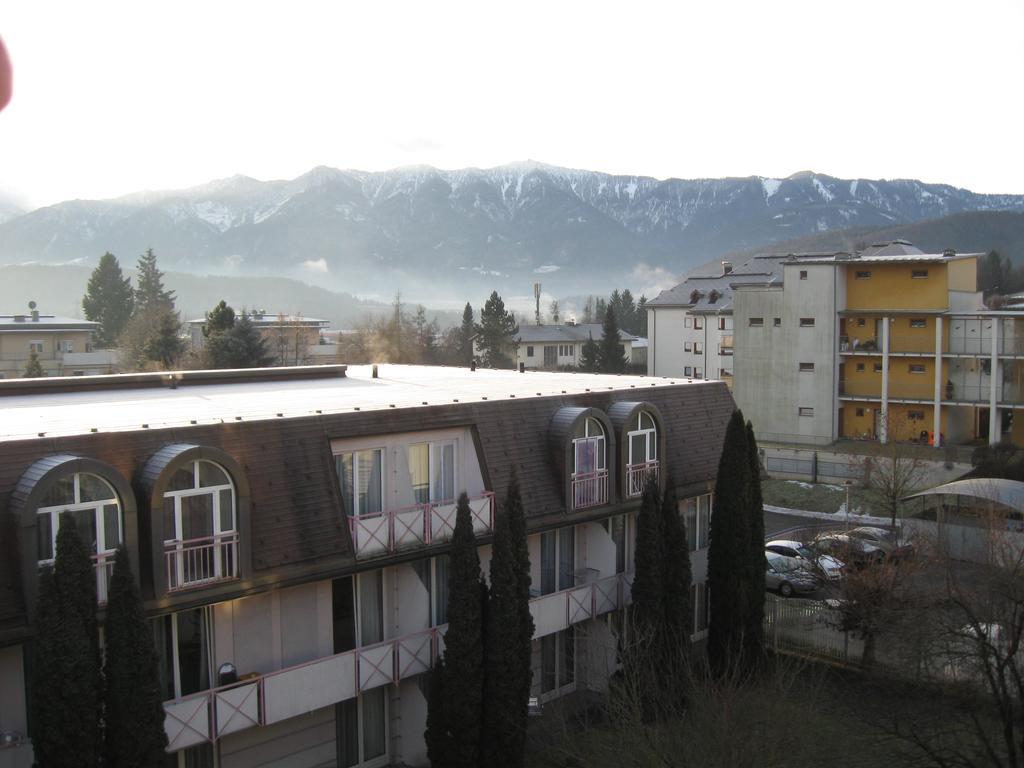 Holiday Apartments Warmbad Villach Kamer foto