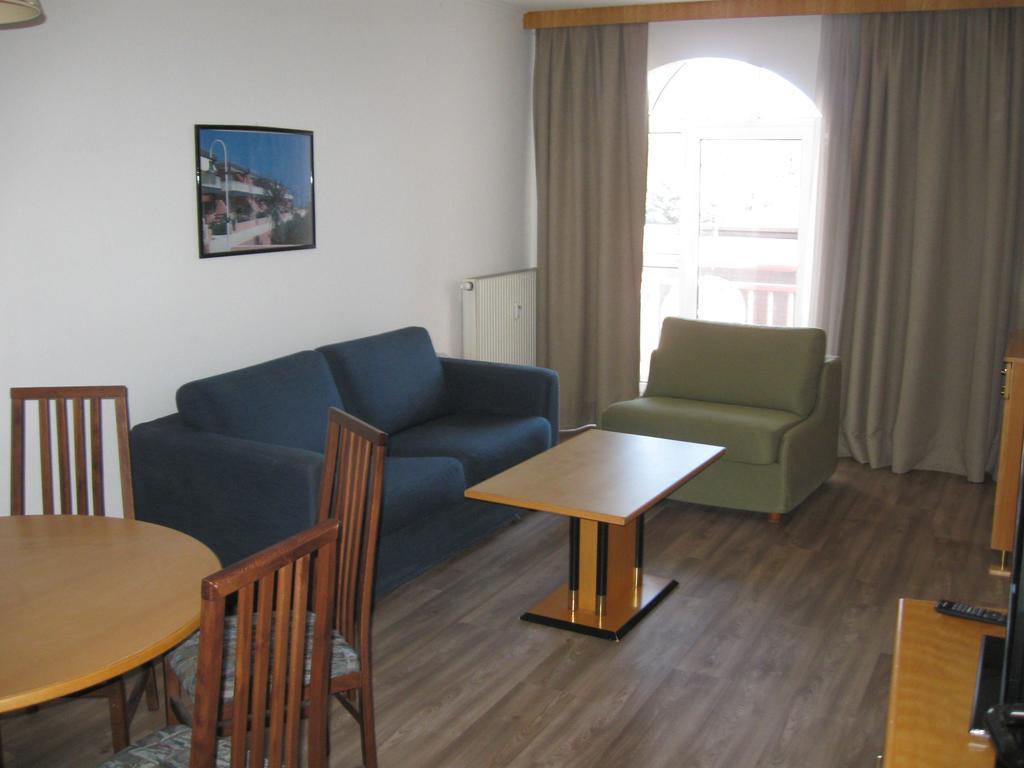 Holiday Apartments Warmbad Villach Buitenkant foto